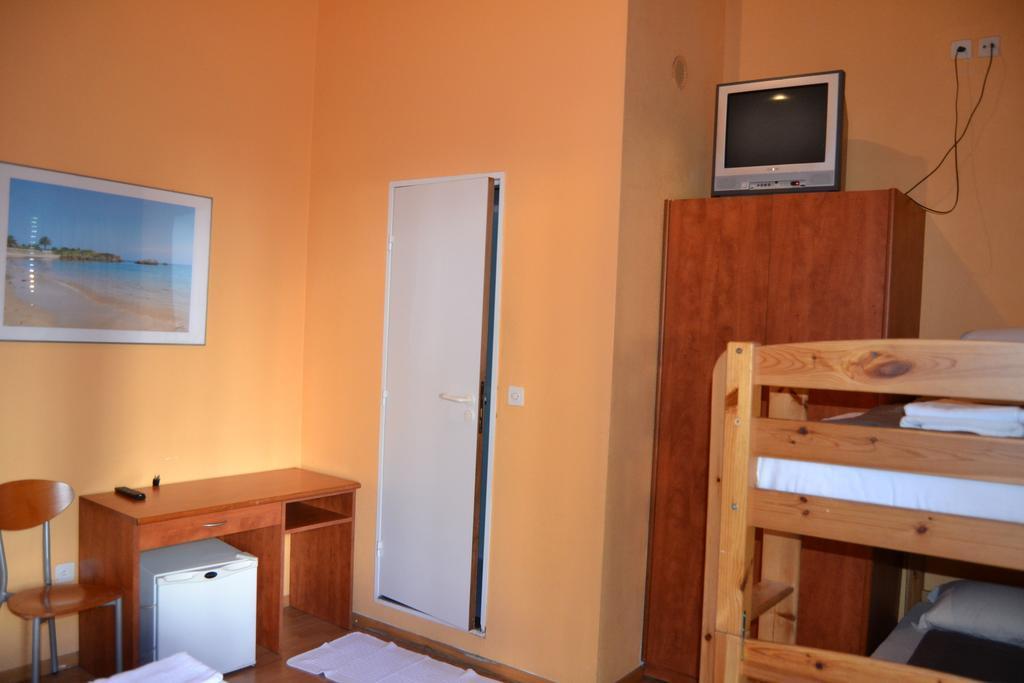 Osteria Leon Doro Hotel Bellinzona Room photo